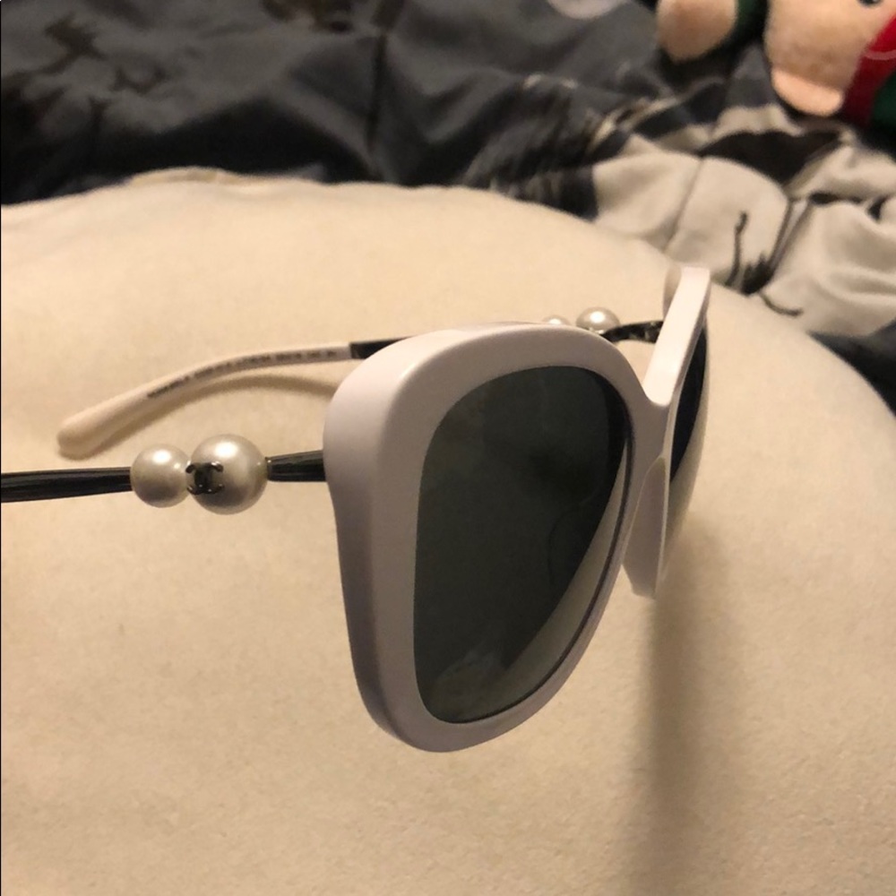 Chanel square pearl Sunglasses